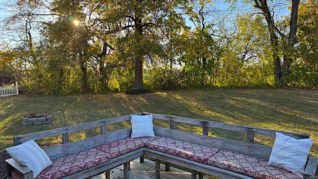 Photo of 3027 Sawgrass Trail, Fort Wayne, IN 46808 (MLS # 202544316)