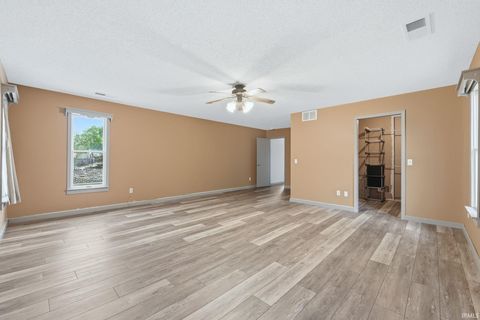 Tiny photo for 711 N Jackson Street, Auburn, IN 46706 (MLS # 202617265)