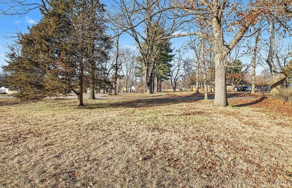 Photo of V/L W Of 19500 Greenacre Street #15, South Bend, IN 46637 (MLS # 202601595)