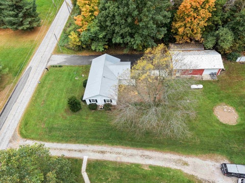 Tiny photo for 2131 County Road 60, Auburn, IN 46706 (MLS # 202642183)