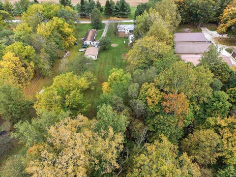 Tiny photo for 2131 County Road 60, Auburn, IN 46706 (MLS # 202642183)