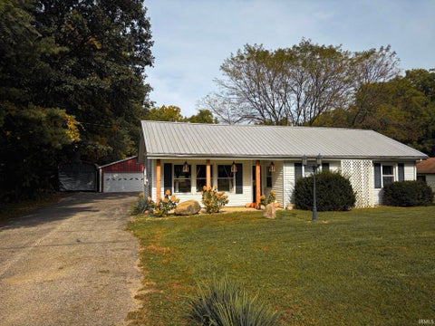 Photo of 2131 County Road 60, Auburn, IN 46706 (MLS # 202642183)