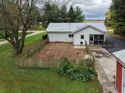Tiny photo for 2131 County Road 60, Auburn, IN 46706 (MLS # 202642183)