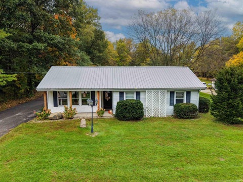 Tiny photo for 2131 County Road 60, Auburn, IN 46706 (MLS # 202642183)