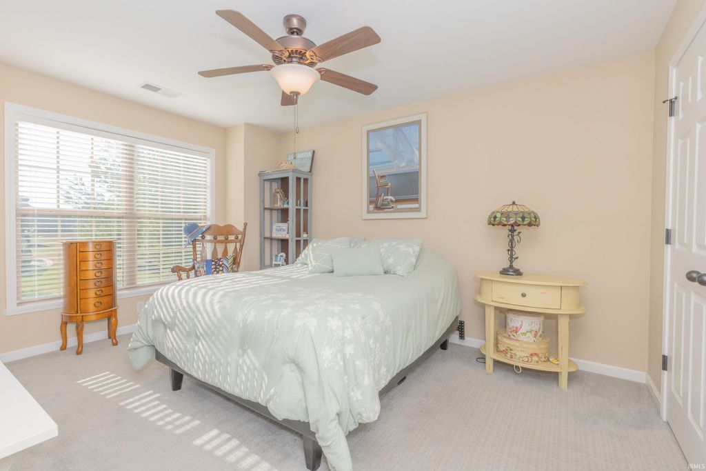 Photo of 4432 Mystic Creek Drive, Evansville, IN 47715 (MLS # 202549931)