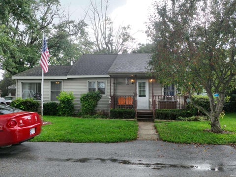 Tiny photo for 618 East Street, Monticello, IN 47960 (MLS # 202633548)