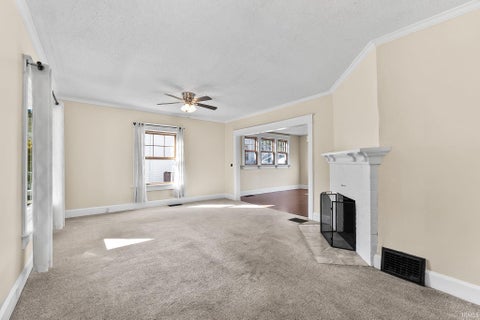 Tiny photo for 1225 Crescent Avenue, Fort Wayne, IN 46805 (MLS # 202642244)