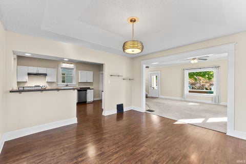 Tiny photo for 1225 Crescent Avenue, Fort Wayne, IN 46805 (MLS # 202642244)