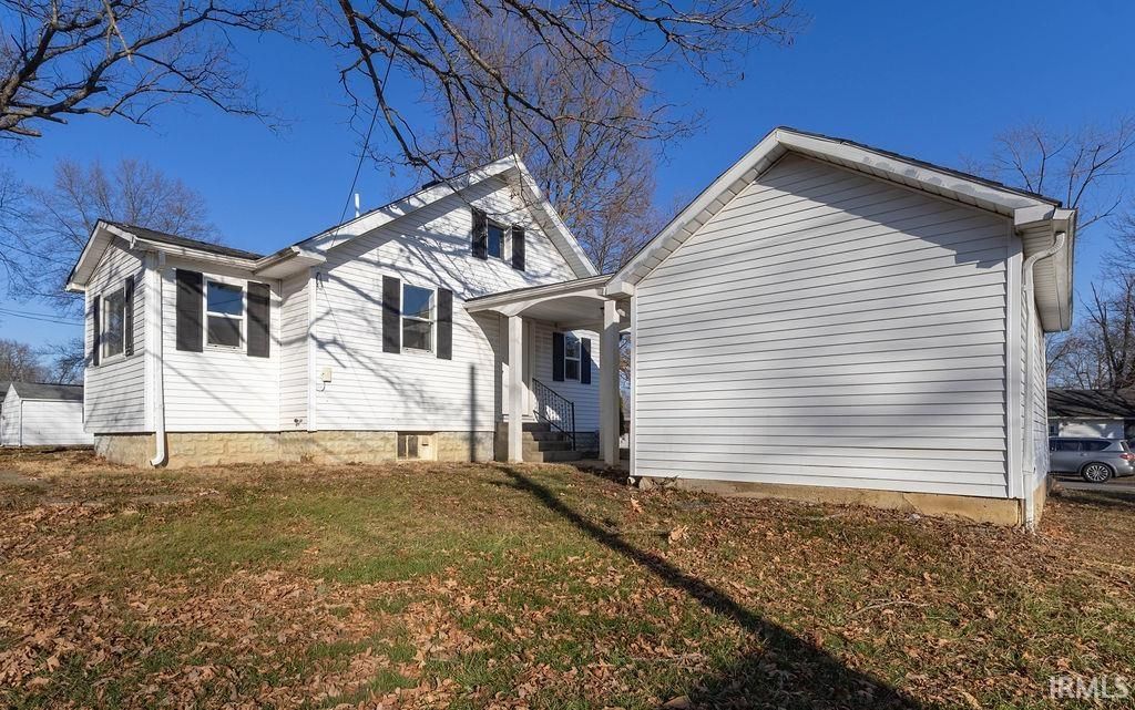 Photo of 1701 Ross Street, New Castle, IN 47362 (MLS # 202600968)
