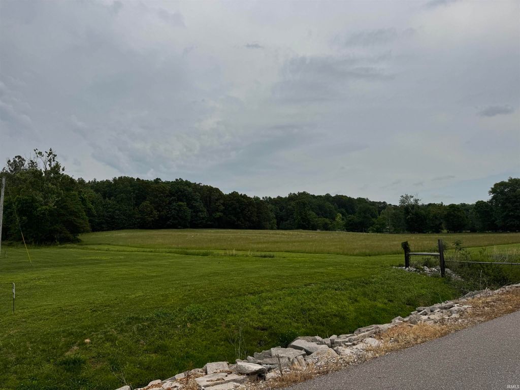Photo of 2 E Calvertville Road, Bloomfield, IN 47424 (MLS # 202619085)
