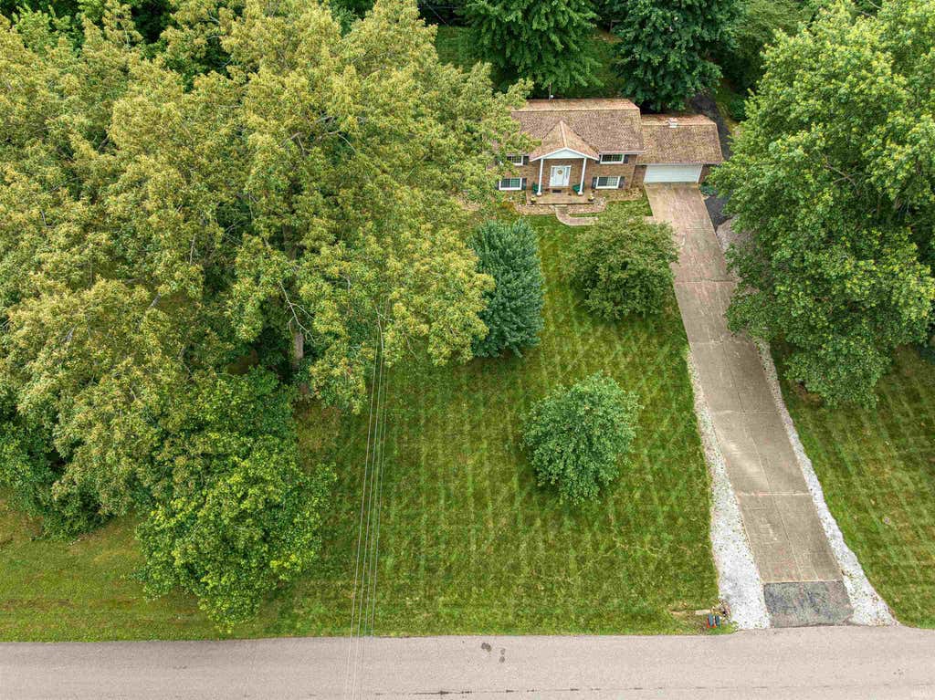 Photo of 8177 Angel Drive, Newburgh, IN 47630 (MLS # 202625806)