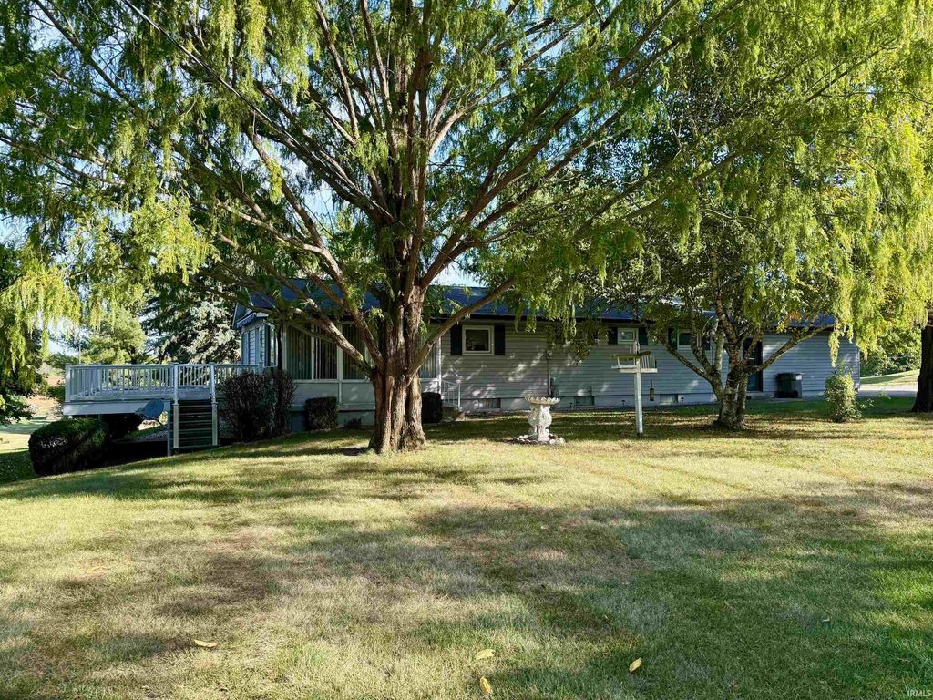 Photo of 2874 N 035 West, Huntington, IN 46750 (MLS # 202541519)