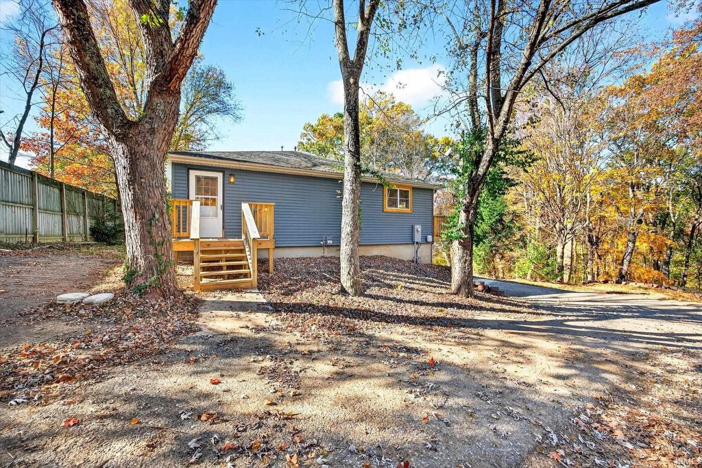 Photo of 4975 E 46, Bloomington, IN 47401 (MLS # 202617685)
