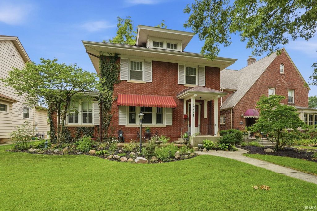 Photo of 2721 West Drive, Fort Wayne, IN 46805 (MLS # 202626861)