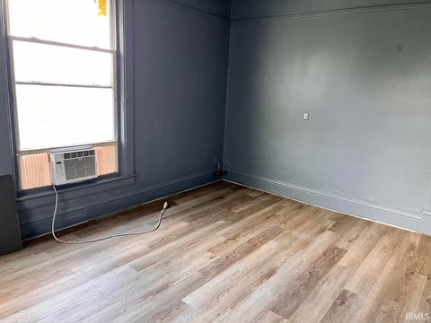 Tiny photo for 435 Washington Street, Logansport, IN 46947 (MLS # 202543418)
