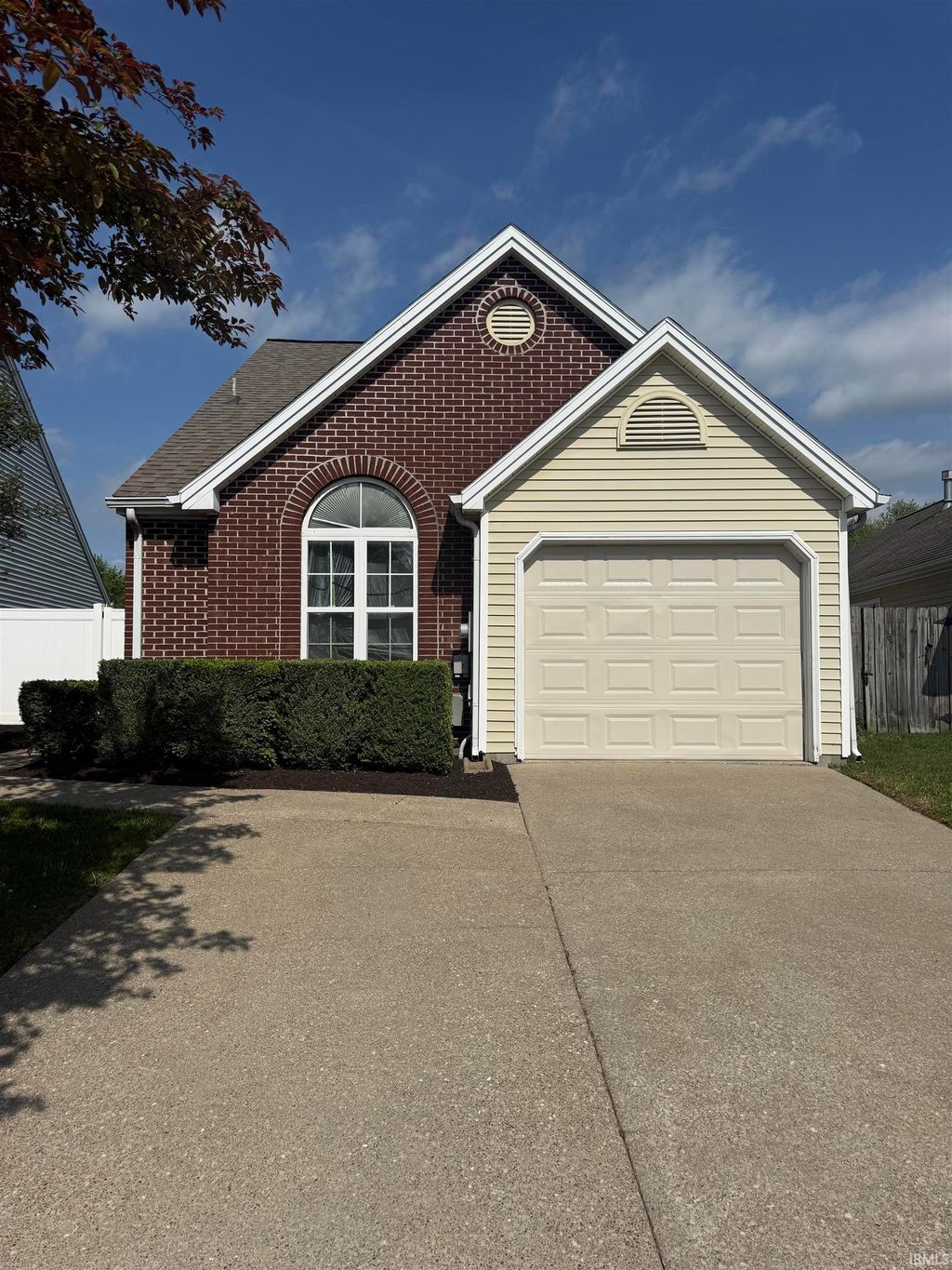 Photo of 3716 Park Ridge Drive, Evansville, IN 47715 (MLS # 202613477)