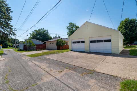 Tiny photo for 310 E Edgar Avenue, Mishawaka, IN 46545 (MLS # 202631499)