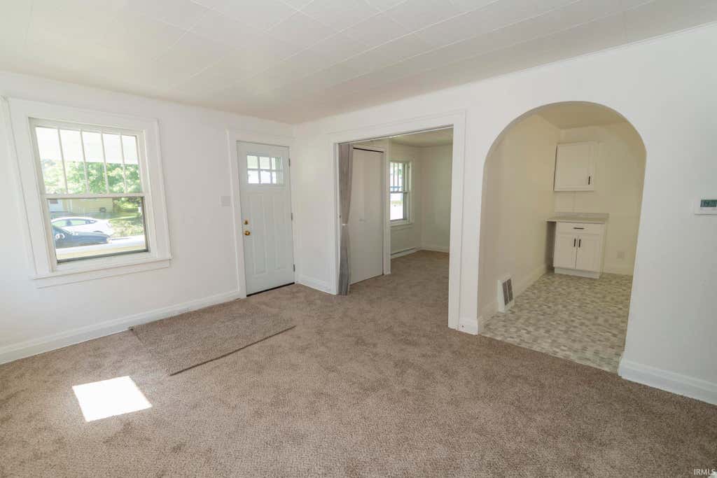 Photo of 310 E Edgar Avenue, Mishawaka, IN 46545 (MLS # 202631499)