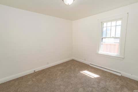 Tiny photo for 310 E Edgar Avenue, Mishawaka, IN 46545 (MLS # 202631499)