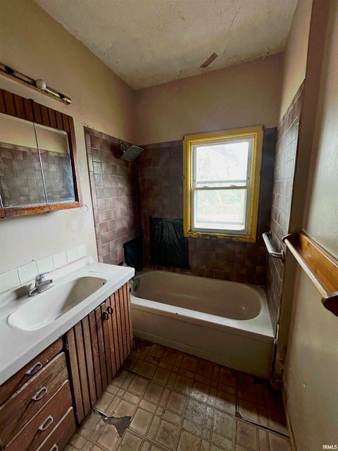 Tiny photo for 30 N 19th Street, Lafayette, IN 47904 (MLS # 202626403)