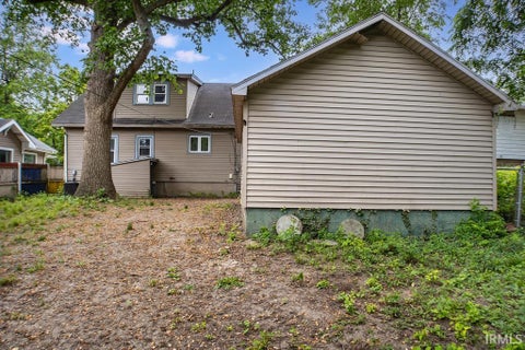 Tiny photo for 30 N 19th Street, Lafayette, IN 47904 (MLS # 202626403)