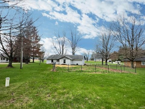 Tiny photo for 700 W Bellefountaine Road, Pleasant Lake, IN 46779 (MLS # 202612748)