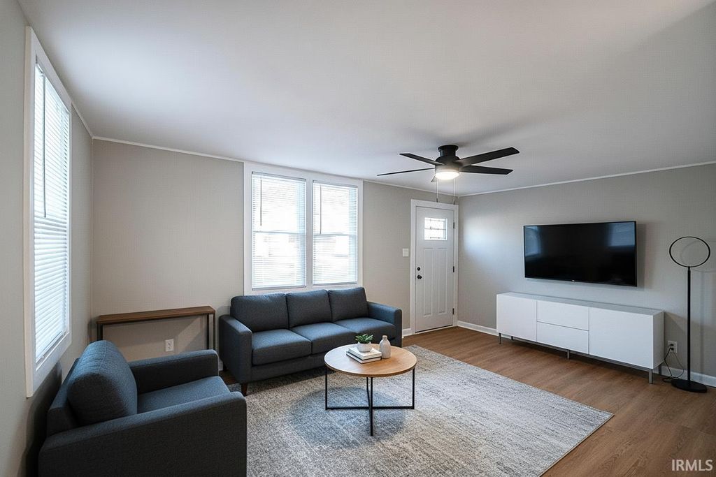 Photo of 2701 S Rotherwood Avenue, Evansville, IN 47714 (MLS # 202600450)