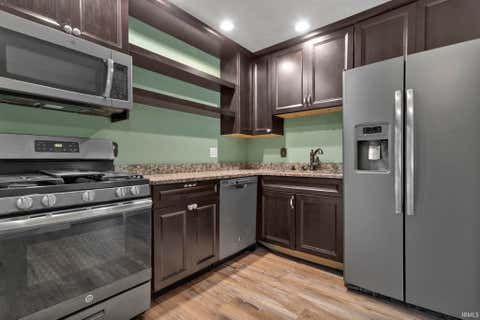 Tiny photo for 434 N Harding Avenue, Mishawaka, IN 46544 (MLS # 202632770)