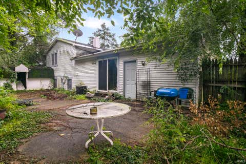 Tiny photo for 434 N Harding Avenue, Mishawaka, IN 46544 (MLS # 202632770)