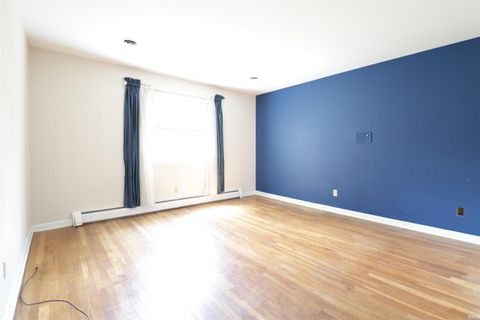 Tiny photo for 1607 S Main Street, Mishawaka, IN 46544 (MLS # 202625525)