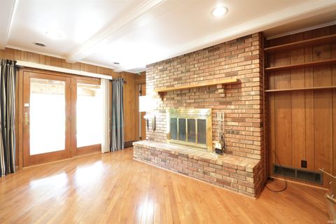Tiny photo for 1607 S Main Street, Mishawaka, IN 46544 (MLS # 202625525)