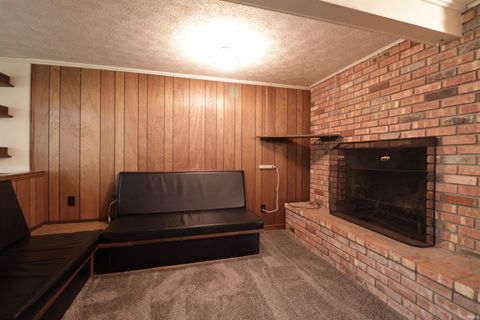 Tiny photo for 1607 S Main Street, Mishawaka, IN 46544 (MLS # 202625525)