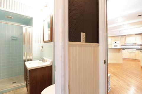 Tiny photo for 1607 S Main Street, Mishawaka, IN 46544 (MLS # 202625525)