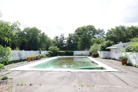 Tiny photo for 1607 S Main Street, Mishawaka, IN 46544 (MLS # 202625525)