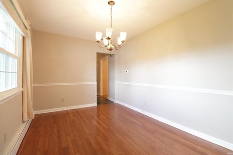 Tiny photo for 1607 S Main Street, Mishawaka, IN 46544 (MLS # 202625525)
