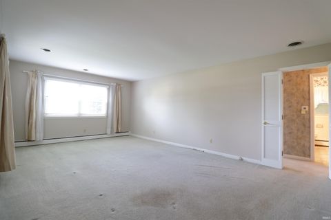 Tiny photo for 1607 S Main Street, Mishawaka, IN 46544 (MLS # 202625525)