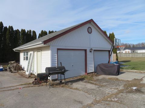Tiny photo for 460 S ELM Streets, Bunker Hill, IN 46914 (MLS # 202602651)