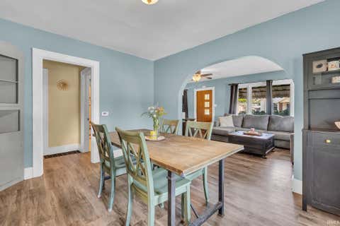 Tiny photo for 1100 King Street, Lafayette, IN 47905 (MLS # 202629154)