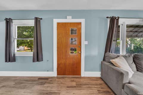 Tiny photo for 1100 King Street, Lafayette, IN 47905 (MLS # 202629154)