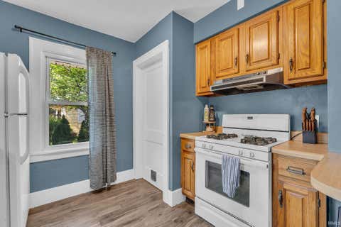 Tiny photo for 1100 King Street, Lafayette, IN 47905 (MLS # 202629154)