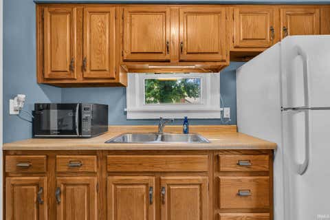 Tiny photo for 1100 King Street, Lafayette, IN 47905 (MLS # 202629154)