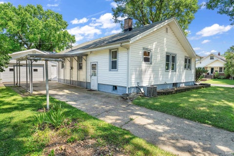 Tiny photo for 1100 King Street, Lafayette, IN 47905 (MLS # 202629154)