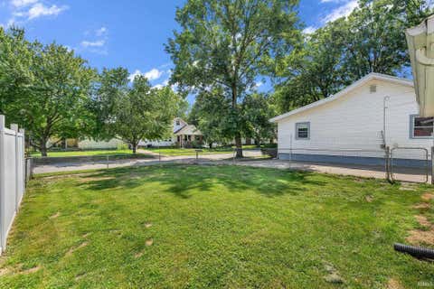 Tiny photo for 1100 King Street, Lafayette, IN 47905 (MLS # 202629154)