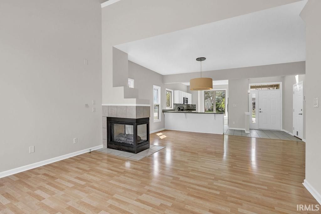 Photo of 3821 Tamarron Dr Dr, Bloomington, IN 47408 (MLS # 202610981)
