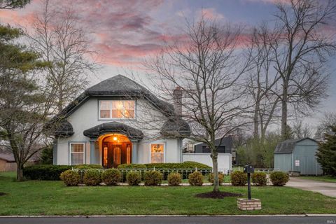 2706 W Petty Road Muncie IN 47304