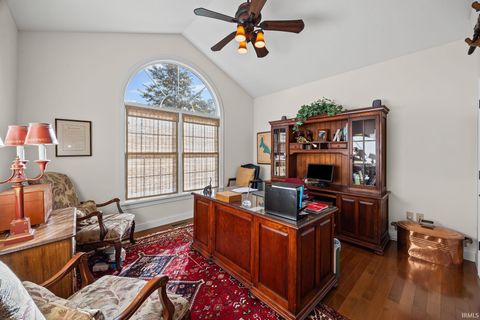 Tiny photo for 864 Commodores Circle, Lafayette, IN 47909 (MLS # 202537220)