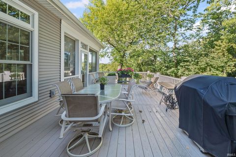 Tiny photo for 864 Commodores Circle, Lafayette, IN 47909 (MLS # 202537220)