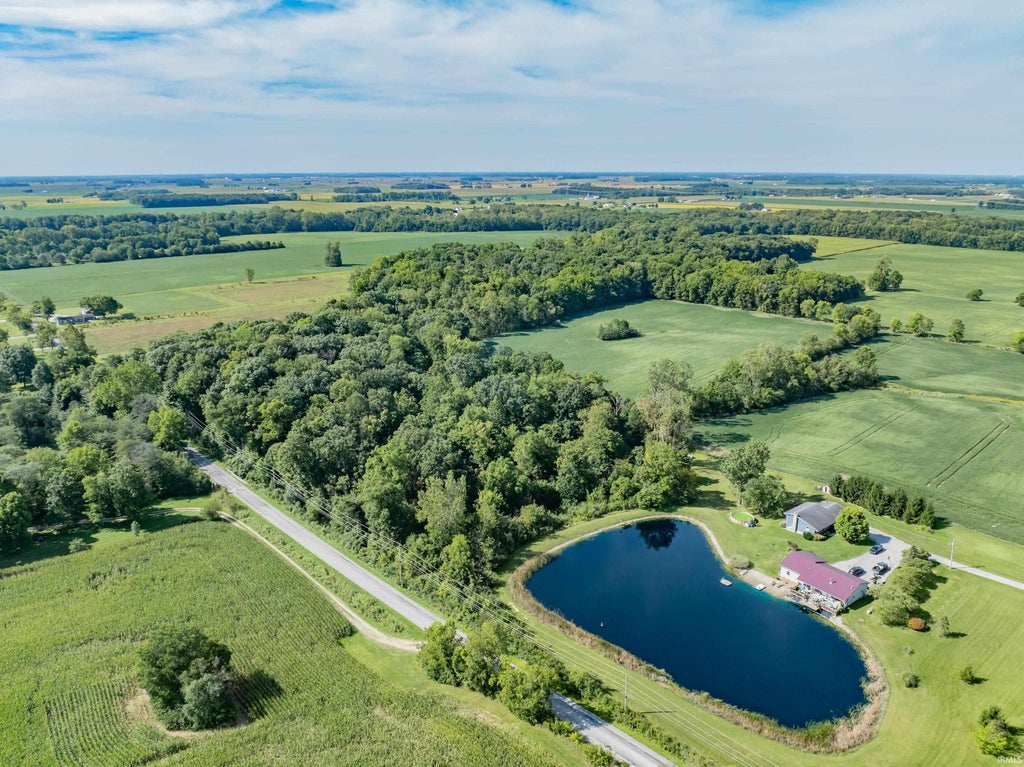 Photo of 11754 N 400 W, Roanoke, IN 46783 (MLS # 202639480)