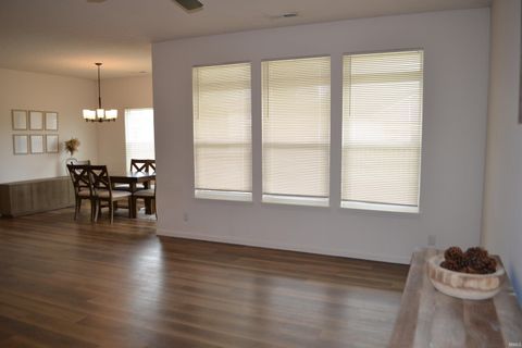Tiny photo for 420 Wallingford Street, Lafayette, IN 47905 (MLS # 202620193)