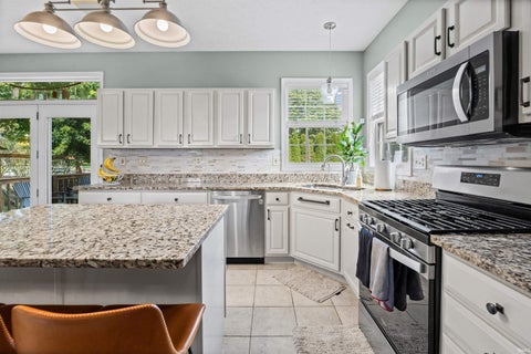 Tiny photo for 1606 Stone Valley Court, Lafayette, IN 47909 (MLS # 202638511)